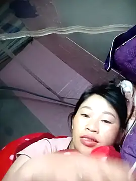 Snapshot of Susu-bae chatting on 03-04-26, 01:24 Susu-bae online show from 03-04-26, 01:24