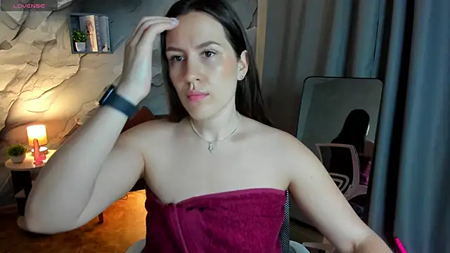 Snapshot of asti_bubbles chatting on 06-17-26, 01:27 asti bubbles online show from 06-17-26, 01:27