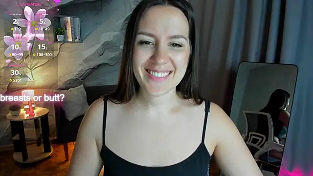 Snapshot of asti_bubbles chatting on 06-26-26, 01:33 asti bubbles online show from 06-26-26, 01:33