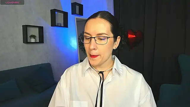 Snapshot of asti_bubbles chatting on 02-25-26, 01:39 asti bubbles online show from 02-25-26, 01:39