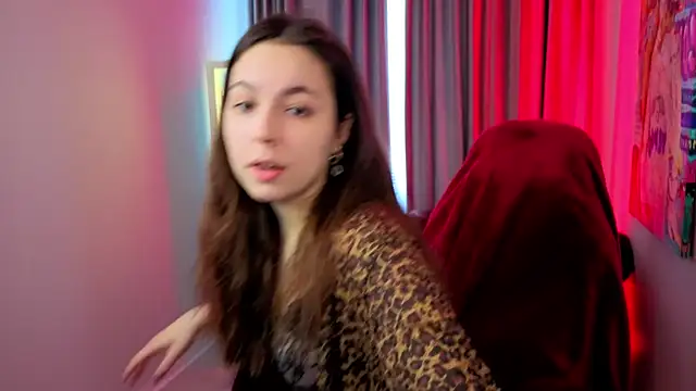 BellaThery online show from 06-12-26, 05:05