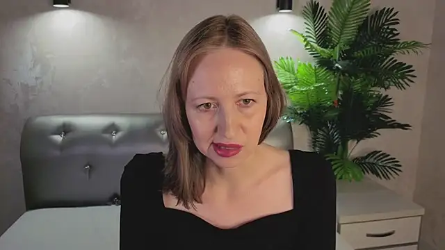 Elizabeth Andersonn online show from 03-07-26, 08:54