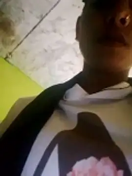 wifedesi7050 online show from 04-11-26, 12:09