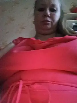 Snapshot of KiraStanton chatting on 07-24-26, 02:51 KiraStanton online show from 07-24-26, 02:51