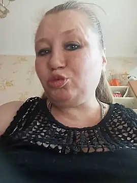Snapshot of KiraStanton chatting on 07-13-26, 12:37 KiraStanton online show from 07-13-26, 12:37