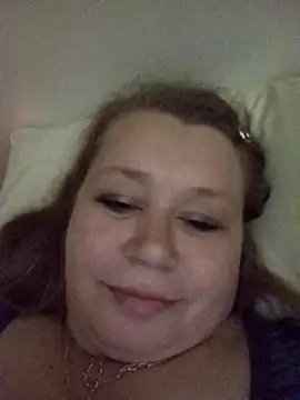 Snapshot of KiraStanton chatting on 02-23-26, 10:43 KiraStanton online show from 02-23-26, 10:43