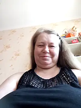 KiraStanton online show from 04-15-26, 10:10