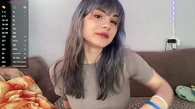 Emmibrilson online show from 04-07-26, 11:45