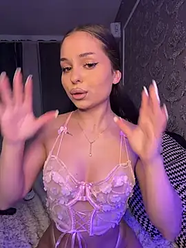 Olivia Noor online show from 07-08-26, 06:41