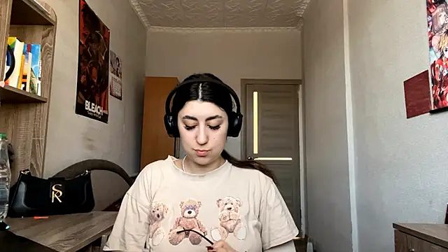 AshlynWabasha online show from 03-10-26, 01:15