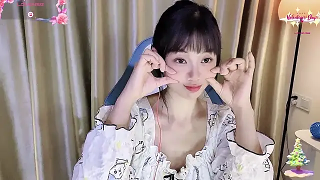 okyssa online show from 04-28-26, 03:05