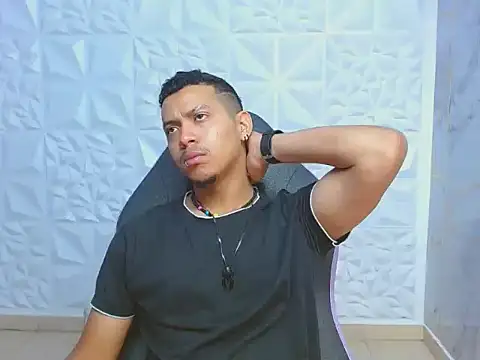 Snapshot of dylans_brown chatting on 02-26-26, 01:22 dylans brown online show from 02-26-26, 01:22