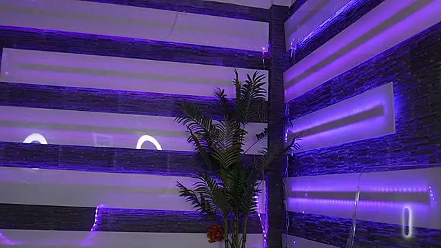 Snapshot of ItsIvyLicious_ chatting on 02-21-26, 08:55 ItsIvyLicious online show from 02-21-26, 08:55