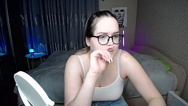 Snapshot of hi_haos chatting on 02-26-26, 12:16 hi haos online show from 02-26-26, 12:16