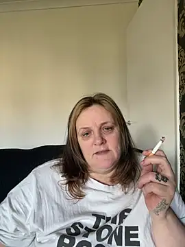 Busty-GilfQuinn online show from 02-22-26, 10:39