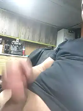 Snapshot of yomismo1986- chatting on 02-27-26, 03:01 yomismo1986- online show from 02-27-26, 03:01