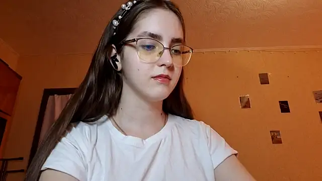 Katelemon online show from 03-08-26, 12:30