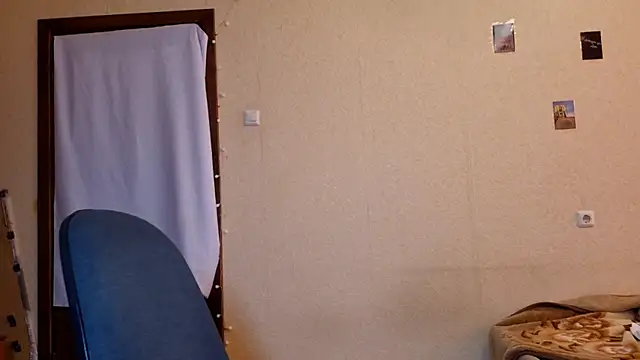 Snapshot of Katelemon chatting on 05-15-26, 12:14 Katelemon online show from 05-15-26, 12:14