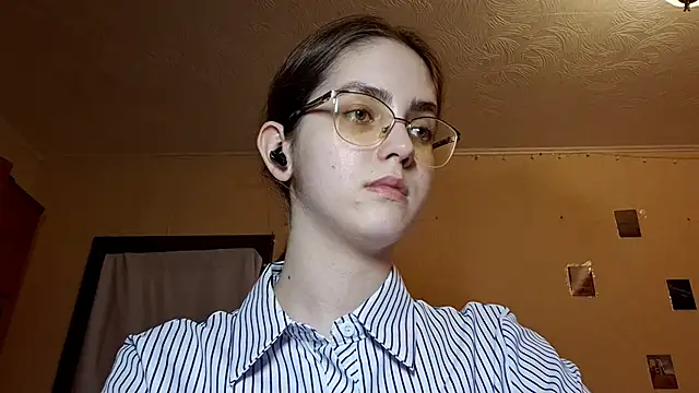 Katelemon online show from 04-06-26, 02:29