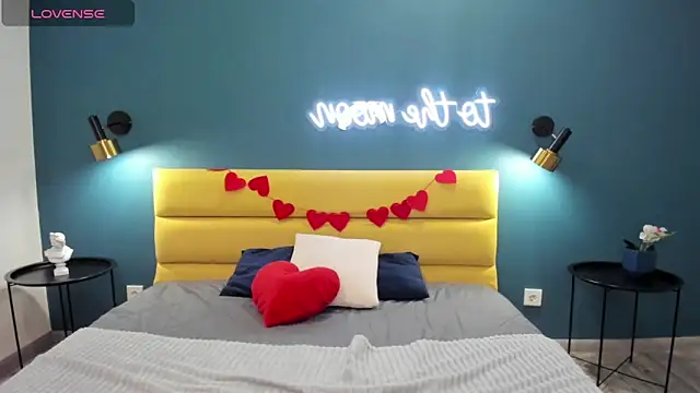 SofiaFabulous online show from 02-27-26, 01:39