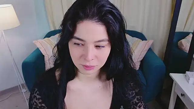 Erika Moan  online show from 03-01-26, 06:35