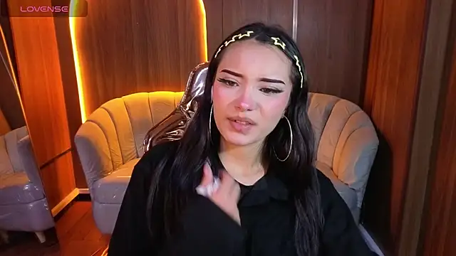 Daphne nicole b online show from 06-09-26, 12:50
