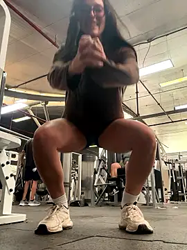 Snapshot of susi_chimm chatting on 03-02-26, 01:18 susi chimm online show from 03-02-26, 01:18