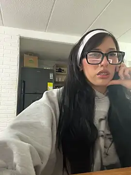 susi chimm online show from 03-10-26, 01:20