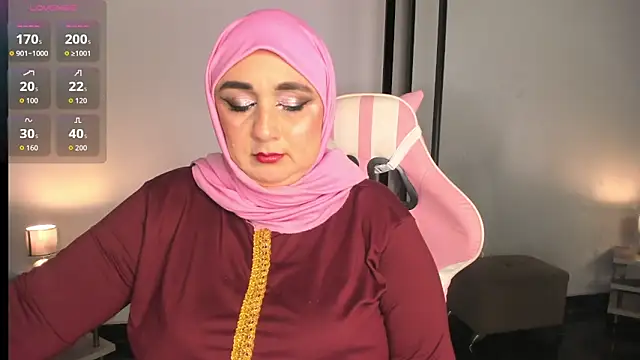 HijabiMilff online show from 06-04-26, 01:49