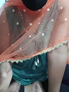 Queenlipx online show from 02-28-26, 03:44