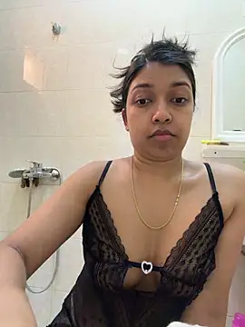 Snapshot of sessy_grl chatting on 02-23-26, 12:17 sessy grl online show from 02-23-26, 12:17