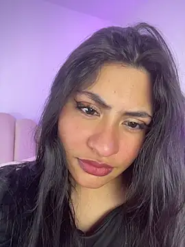 Snapshot of celeste_z chatting on 05-30-26, 01:06 celeste z online show from 05-30-26, 01:06