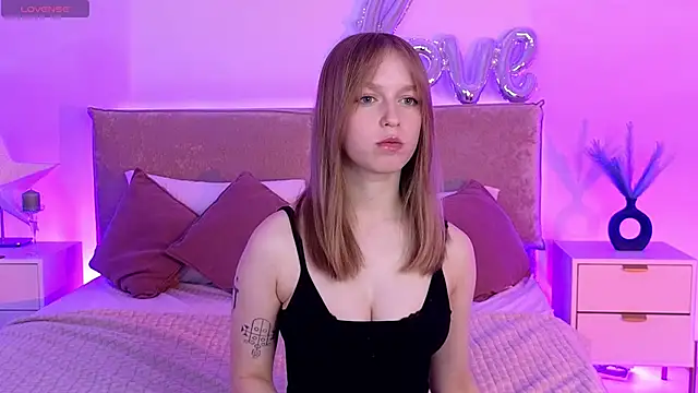Snapshot of _Selestia_ chatting on 05-06-26, 01:15 Selestia online show from 05-06-26, 01:15