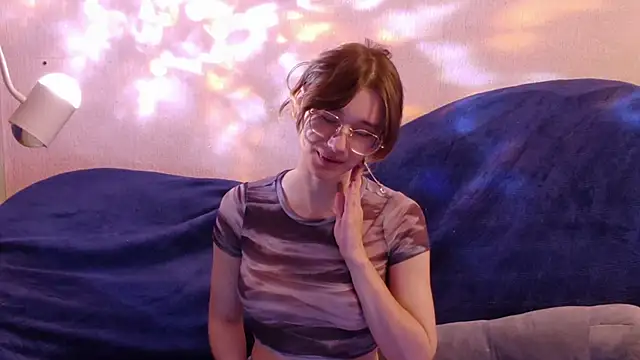 Snapshot of Silva-Tailll chatting on 07-30-26, 10:03 Silva-Tailll online show from 07-30-26, 10:03