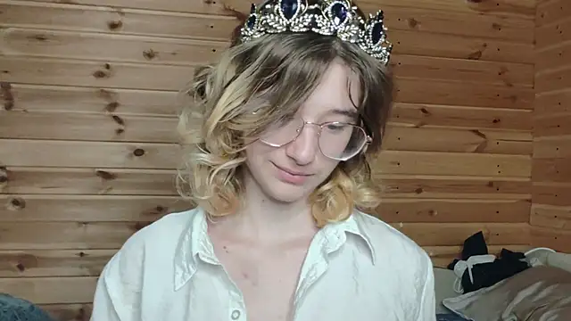 Snapshot of Silva-Tailll chatting on 06-12-26, 06:38 Silva-Tailll online show from 06-12-26, 06:38