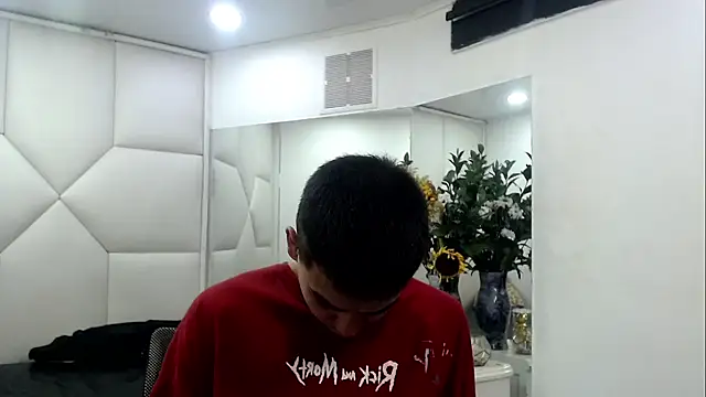 SanttiiBuck online show from 02-24-26, 01:12