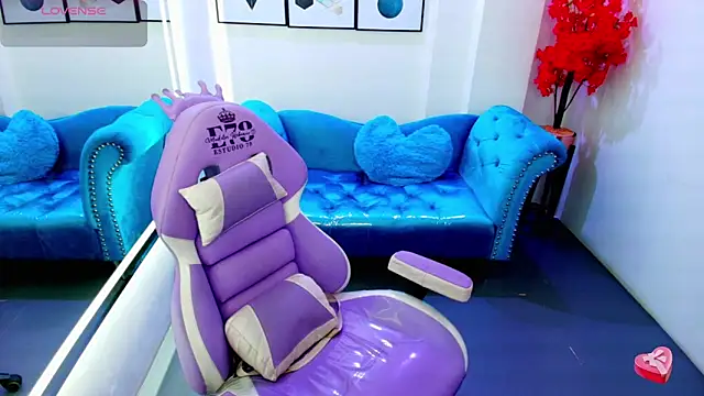 Chloe meoww online show from 03-24-26, 07:47