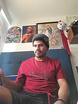 Snapshot of Latins_on_fire chatting on 06-07-26, 03:06 Latins on fire online show from 06-07-26, 03:06