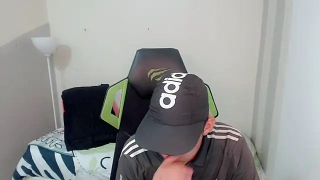 Street poemm  online show from 03-06-26, 09:32