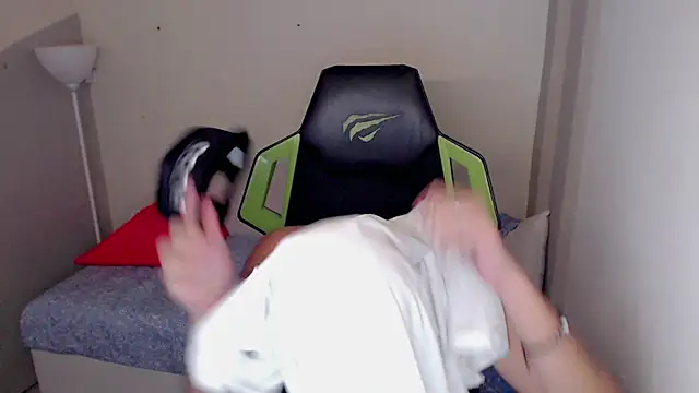 Street poemm  online show from 03-24-26, 09:37