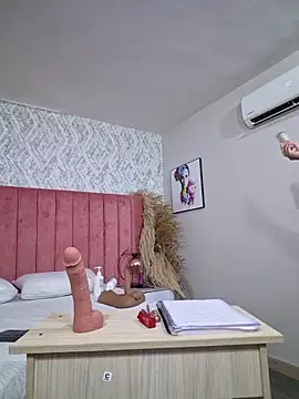 Allice Evens online show from 03-26-26, 03:05