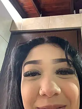 Iris Black online show from 04-11-26, 01:26