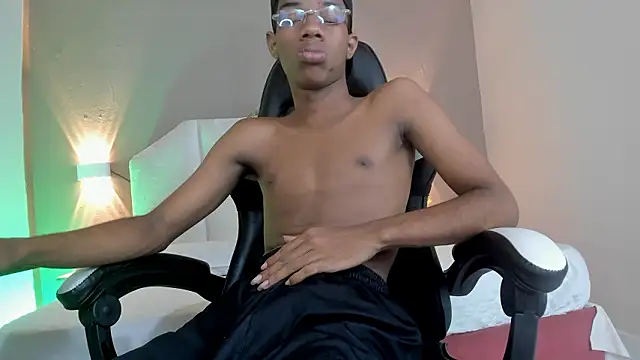 KaisonRouse online show from 03-04-26, 06:48