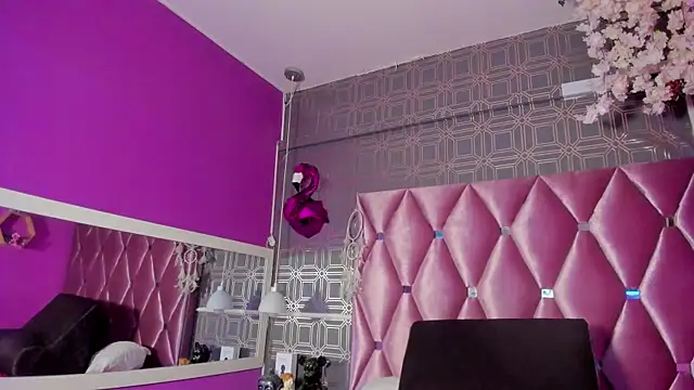 PAU TAFUR online show from 03-06-26, 04:07