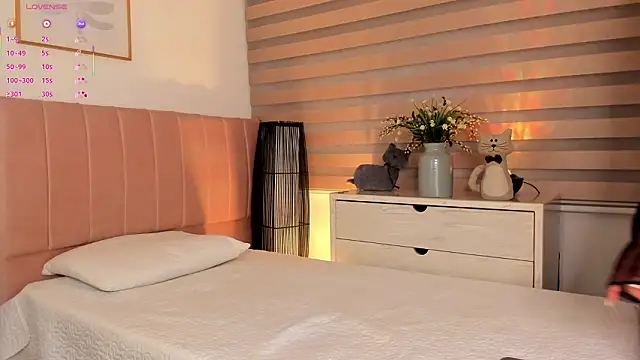 Snapshot of missnataly chatting on 02-25-26, 12:16 missnataly online show from 02-25-26, 12:16