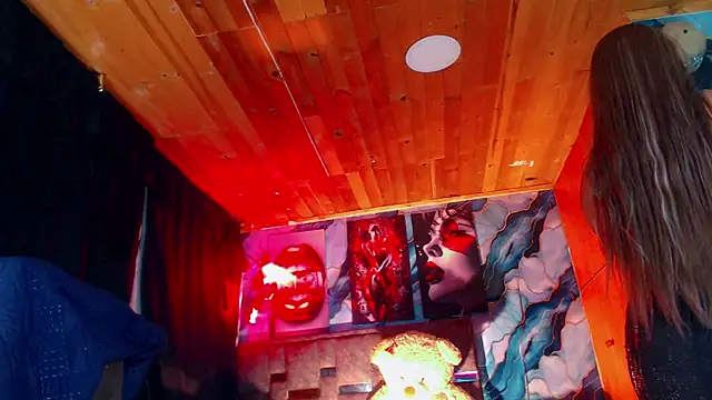 NikollThoms online show from 04-17-26, 11:46