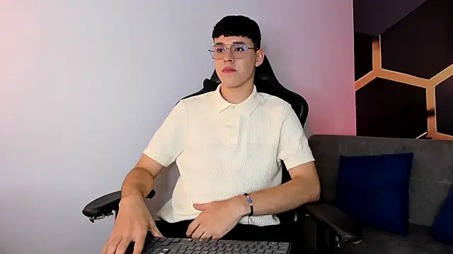 Snapshot of IanBlake_ chatting on 03-02-26, 09:11 IanBlake online show from 03-02-26, 09:11