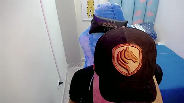 Snapshot of Houston_bby_ chatting on 02-23-26, 08:31 Houston bby online show from 02-23-26, 08:31