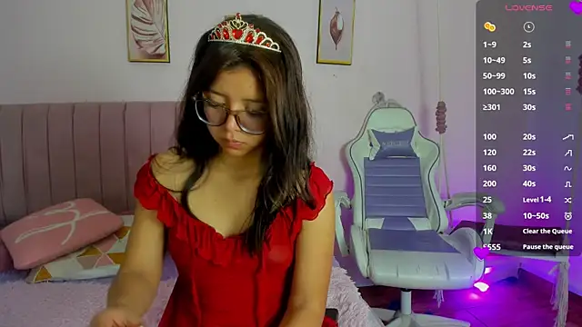 Zoow bluussh online show from 04-03-26, 12:33