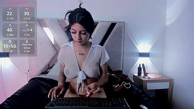 EmilyCranfort online show from 02-26-26, 09:26